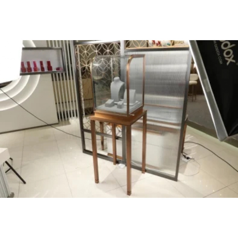 custom.Demand  Custom High-End - Body Jewelry Kiosk recensie en prijs