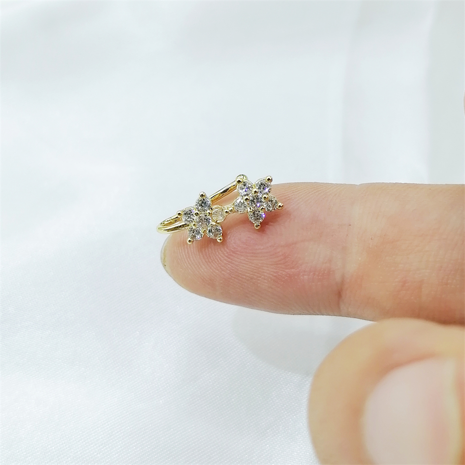 1pc 2 Crystal Flowers Ear Cuff - Body Jewelry Ear recensie en prijs
